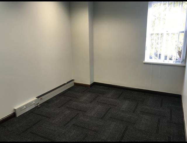 182M² OFFICE TO LET IN TYGER VALLEY